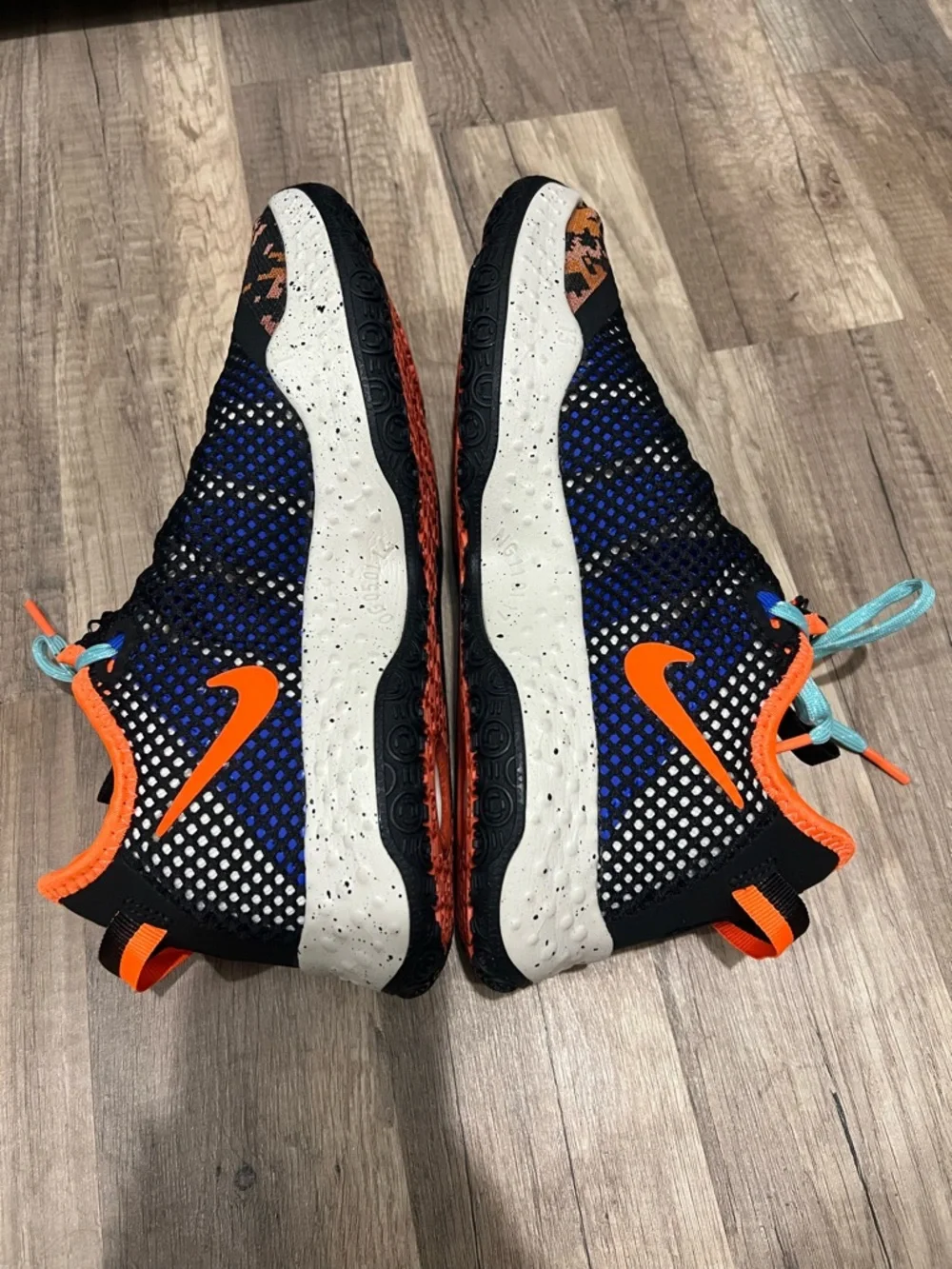 NWOT Nike Men’s Orange & Black Pg 4 Digi Camo Basketball Shoes Size 8
